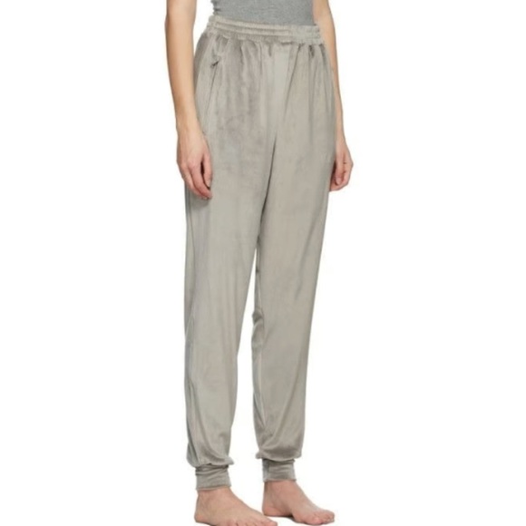 Skims Velour Jogger Pants Grey - Picture 1 of 10